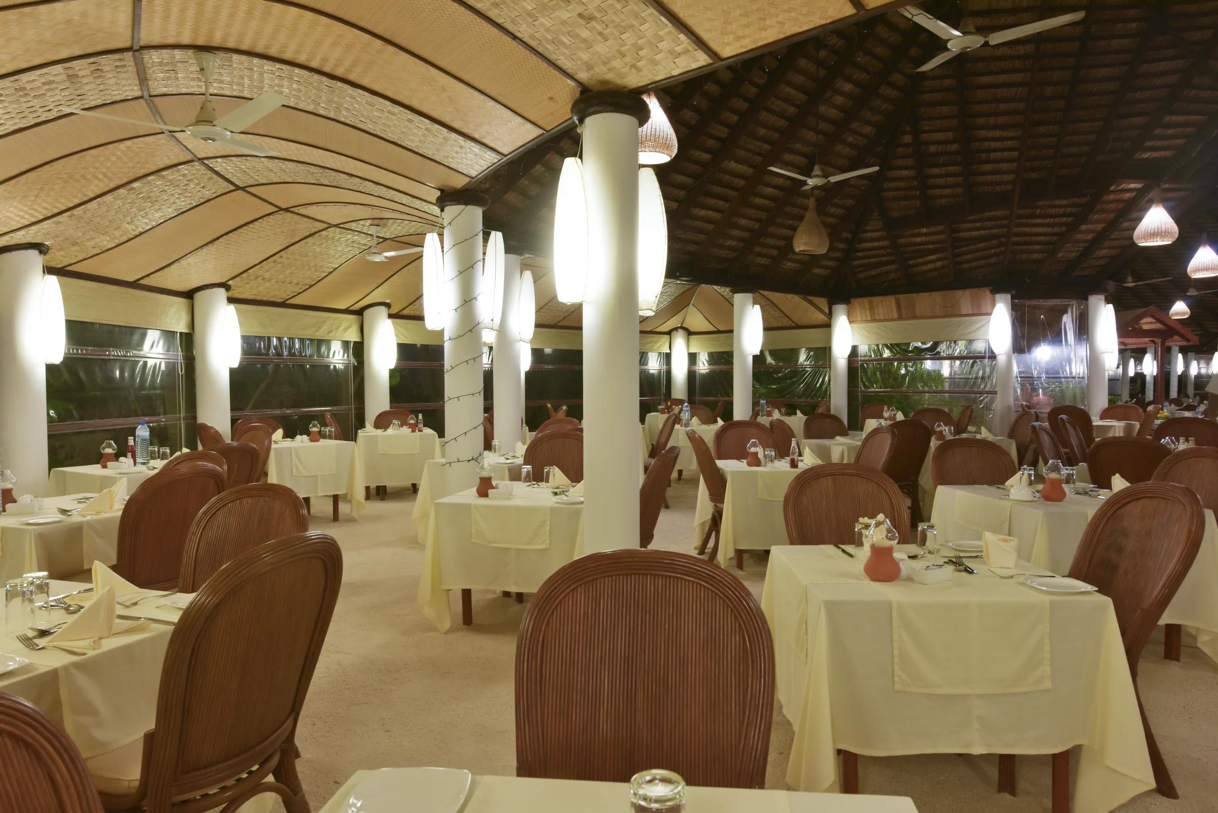 Angaga Island Resort & Spa