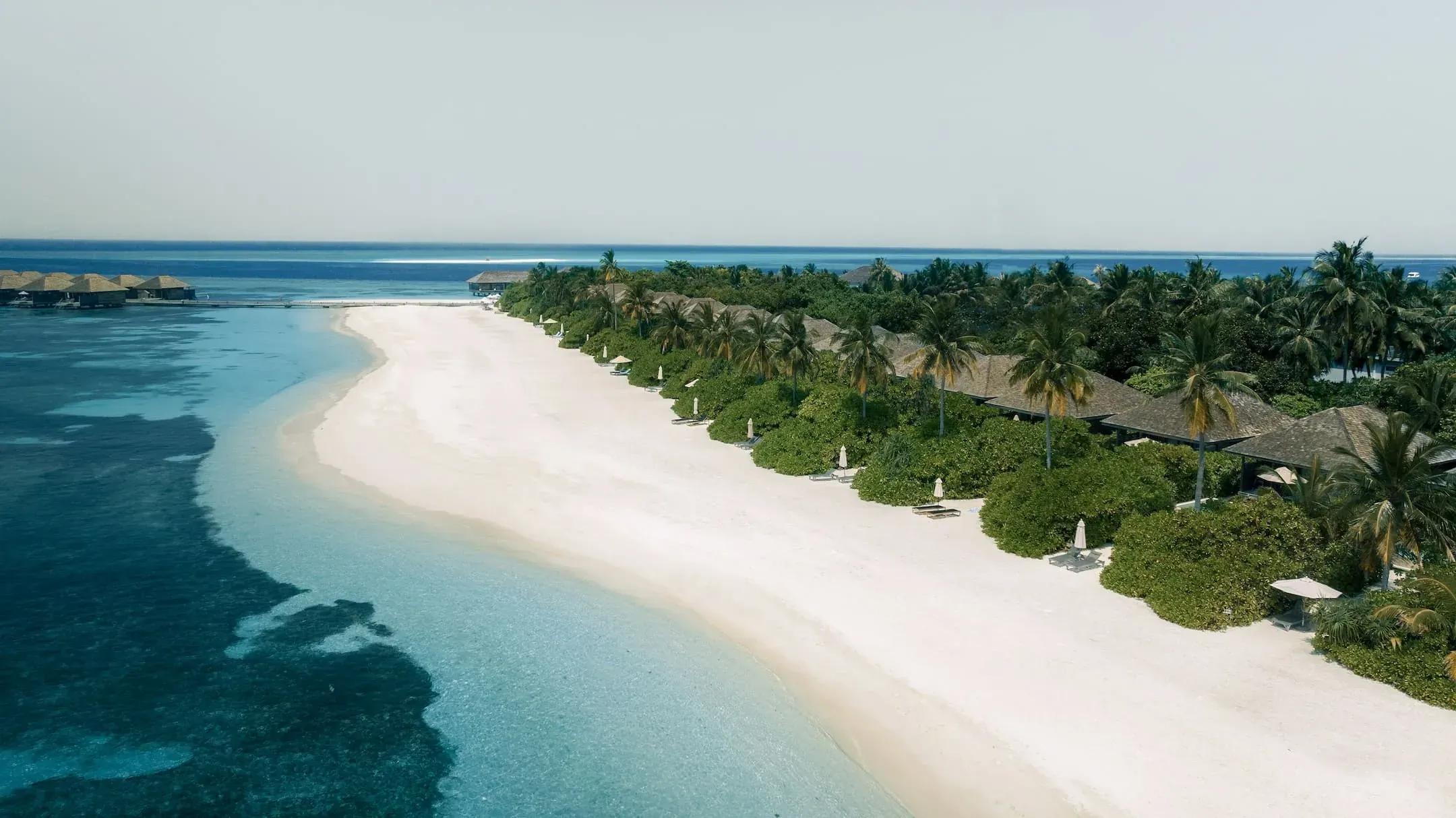 Hurawalhi Island Resort
